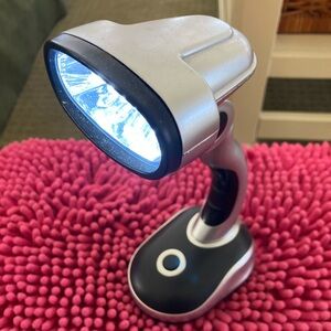 LED Light 12 LED Beads Illumination Angle Adjustable Angle Handheld/Table Top 9”
